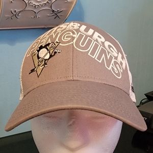Reebok Pittsburgh Penguins Mens OS Gray & White NHL Ball Cap